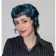 Soy Frida, apasionada del arte, tengo estudios de bachillerato artístico y un grado superior en fotografía, clases para reforzar